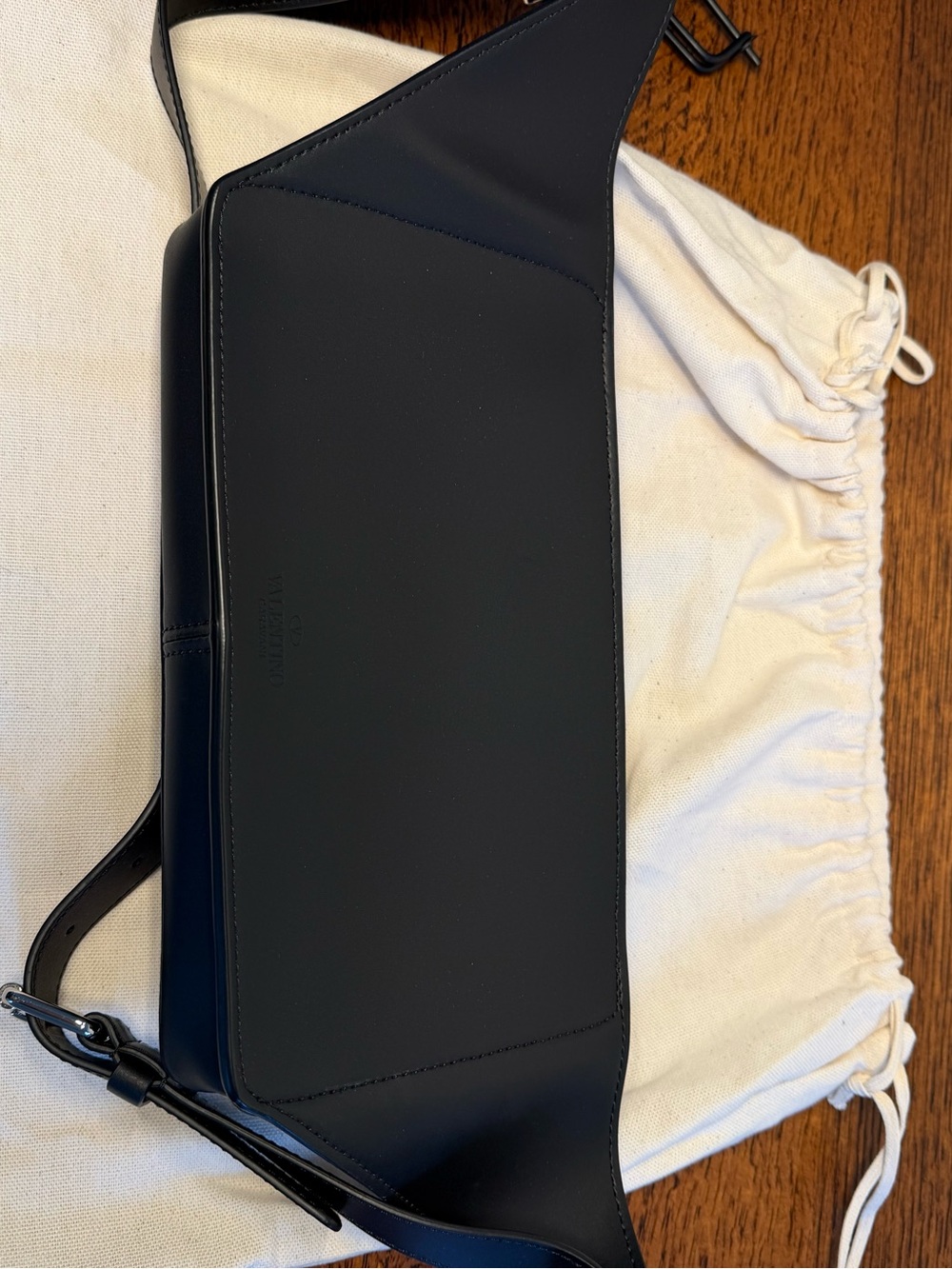 NWOT Valentino Garavani VLTN Leather Belt Bag/Crossbody w/COA & Dust Bag Unisex - Picture 2 of 14